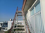 屋上への階段