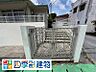門まわりと外階段のある入口