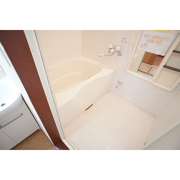 apartment 茨城県水戸市渡里町
渡里町の賃貸情報を見る
物件地図