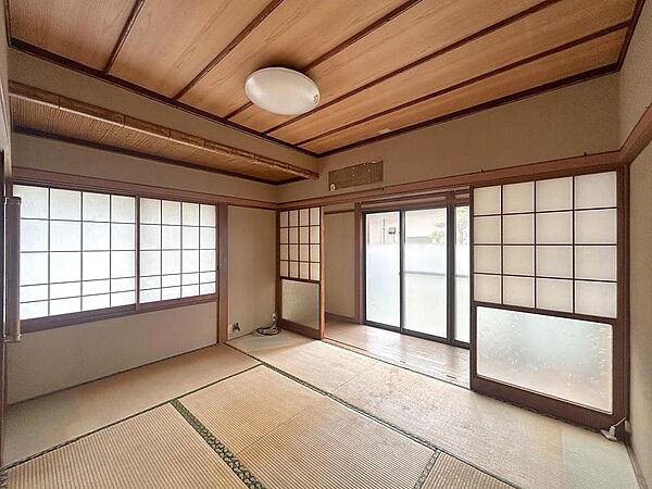 室内