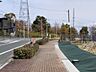 前面道路・北側（南より）
