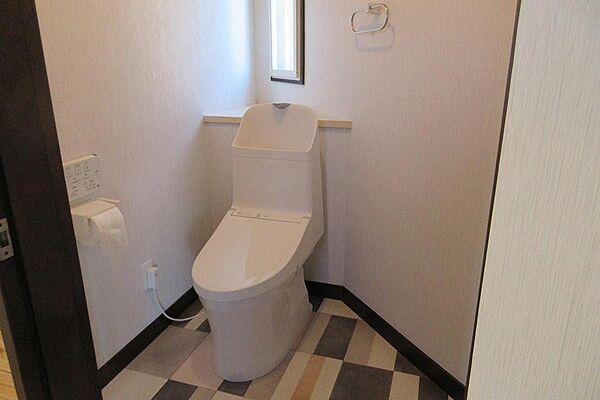 トイレを拡大表示
