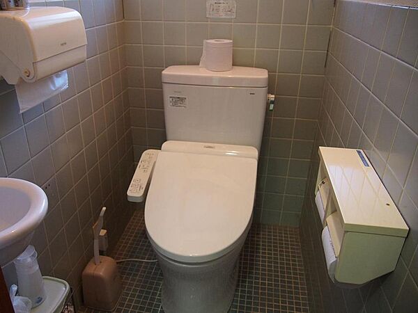 トイレを拡大表示