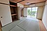 和室：約6帖の和室です