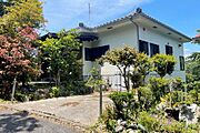 管理体制良好で自然豊かな別荘地内の戸建です