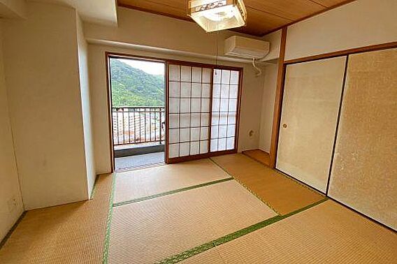 バルコニーに面...
