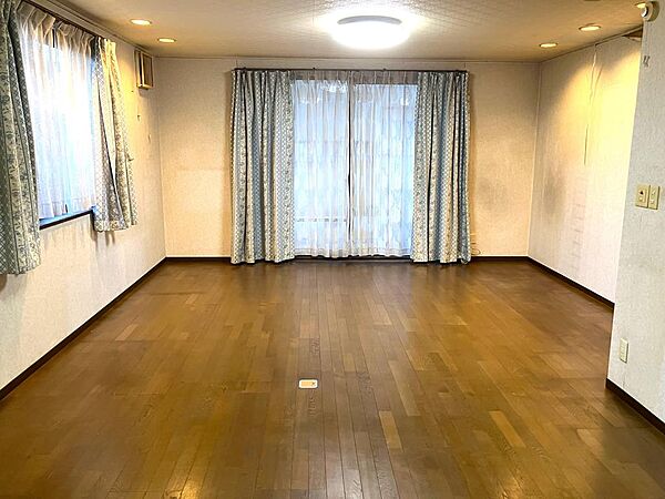 リビング/ダイニングを拡大表示