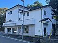 県道沿いの観光...