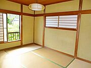 2階和室6帖　趣ある和室で落ち着きます