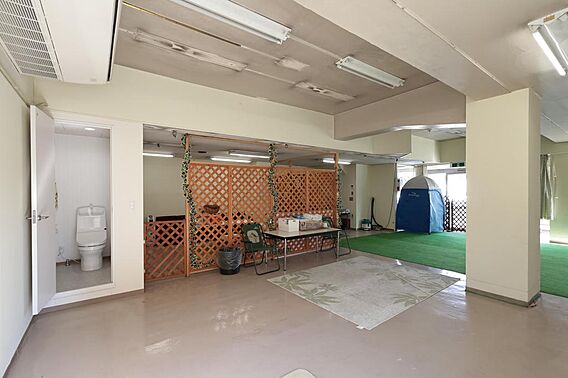 1F  店舗な...