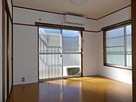 静岡県熱海市和田町14-4：物件画像／有限会社かめや洋装店