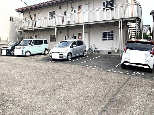 4 / 5