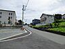 周辺：分譲地内に入る道路。静かです。富士山眺望の分譲地！アットホームな西小学校です♪