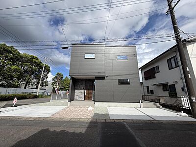外観:陽当りや通風・周辺環境など、資料には掲載していない情報はお気軽にお問い合わせください! 外観:陽当りや通風・周辺環境など、資料には掲載していない情報はお気軽にお問い合わせください!