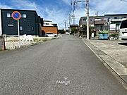 前面道路　東約5.8ｍ幅（接道幅14.3ｍ）