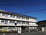 小山町立成美小学校まで838ｍ