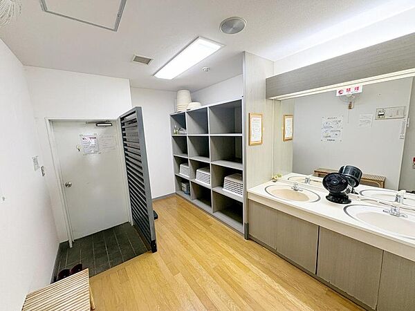 浴室を拡大表示