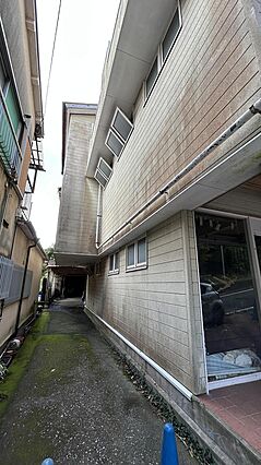 1階2階の店舗...