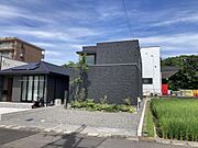 南道路で日当たり良好です