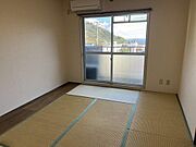 DK隣接の和室　エアコンは残置物です