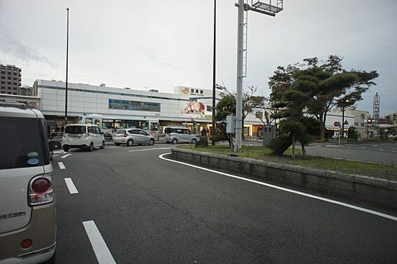 沼津駅まで徒歩...