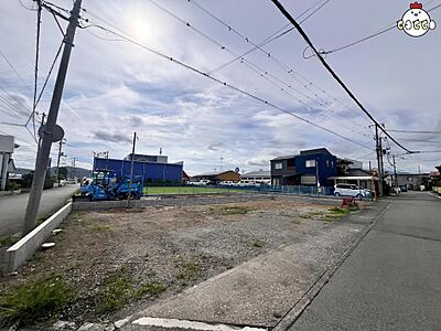 外観:2号棟★広々16.8帖LDK土地:155.96m2・建物:104.33m2・駐車場3台可能 外観:2号棟★広々16.8帖LDK土地:155.96m2・建物:104.33m2・駐車場3台可能