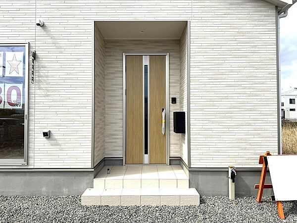エントランスを拡大表示