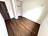 洋室：明るく開放感のあるお部屋で、快適な生活を♪