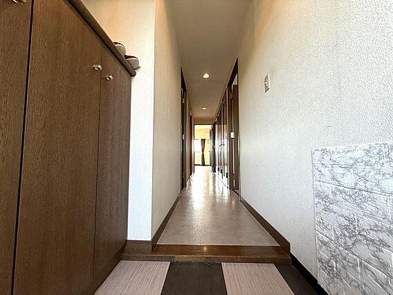 玄関・廊下