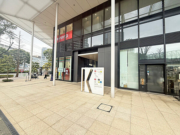 エントランスを拡大表示