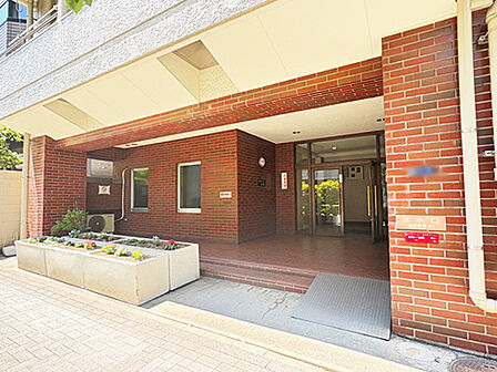 株式会社光建ハウジングの分譲マンション。