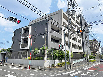 外観:2012年2月築、5階69.81?、角住戸! 外観:2012年2月築、5階69.81?、角住戸!