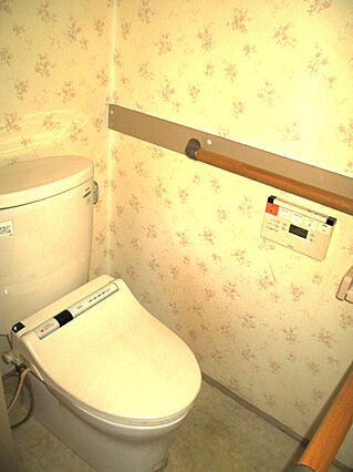 トイレの横には...