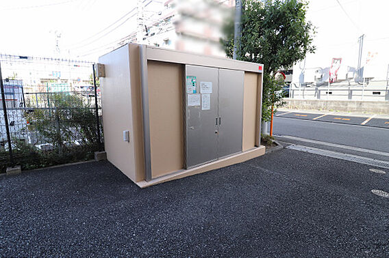 ゴミ置き場