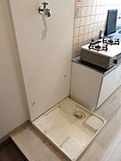 写真は同タイプの別室内洗濯機置き場