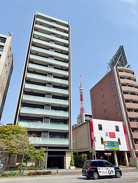 洗練された外観デザインの都市型レジデンス。