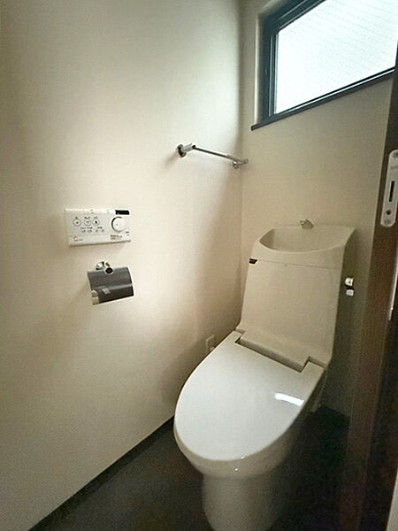 トイレを拡大表示