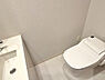 トイレ：独立手洗いがあることで使い勝手と掃除のしやすさがアップします。