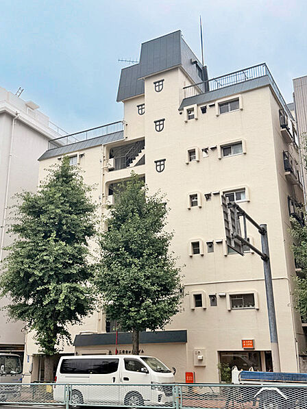 南西角住戸につき陽当り・眺望・通風良好です!