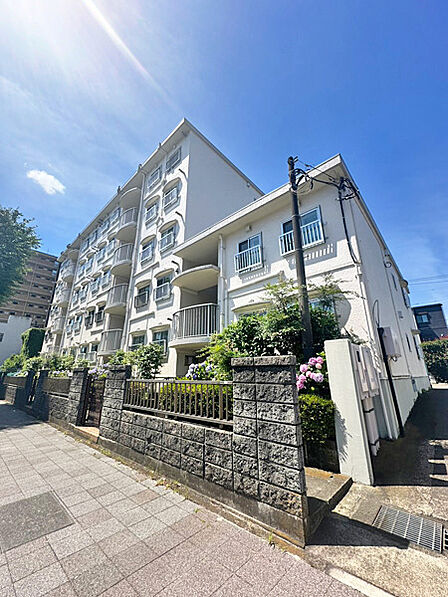 小田急線「相模大野」駅徒歩7分の好立地。