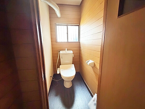 トイレを拡大表示