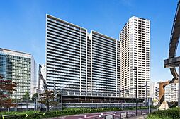 総戸数752世帯（ウエストアークとイーストアーク合計）の大規模マンション