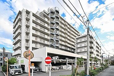外観:東京メトロ千代田線「町屋」駅徒歩6分、京成本線「町屋」駅徒歩7分。総149戸の12階建マンション。【現地外観】 外観:東京メトロ千代田線「町屋」駅徒歩6分、京成本線「町屋」駅徒歩7分。総149戸の12階建マンション。【現地外観】