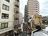 周辺：南東向きバルコニーからの眺望。
