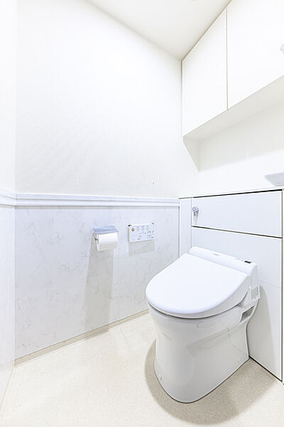 トイレを拡大表示