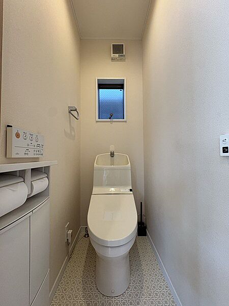 トイレを拡大表示