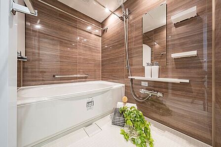 茶系カラーの1418サイズの浴室・(LIXIL/リノビオ)【家具・調度品は、売買対象に含まれません】