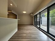 掲載写真に含まれる調度品等は販売対象外です。