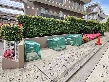 ゴミ置き場