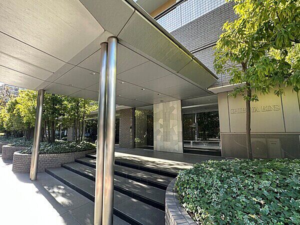 エントランスを拡大表示